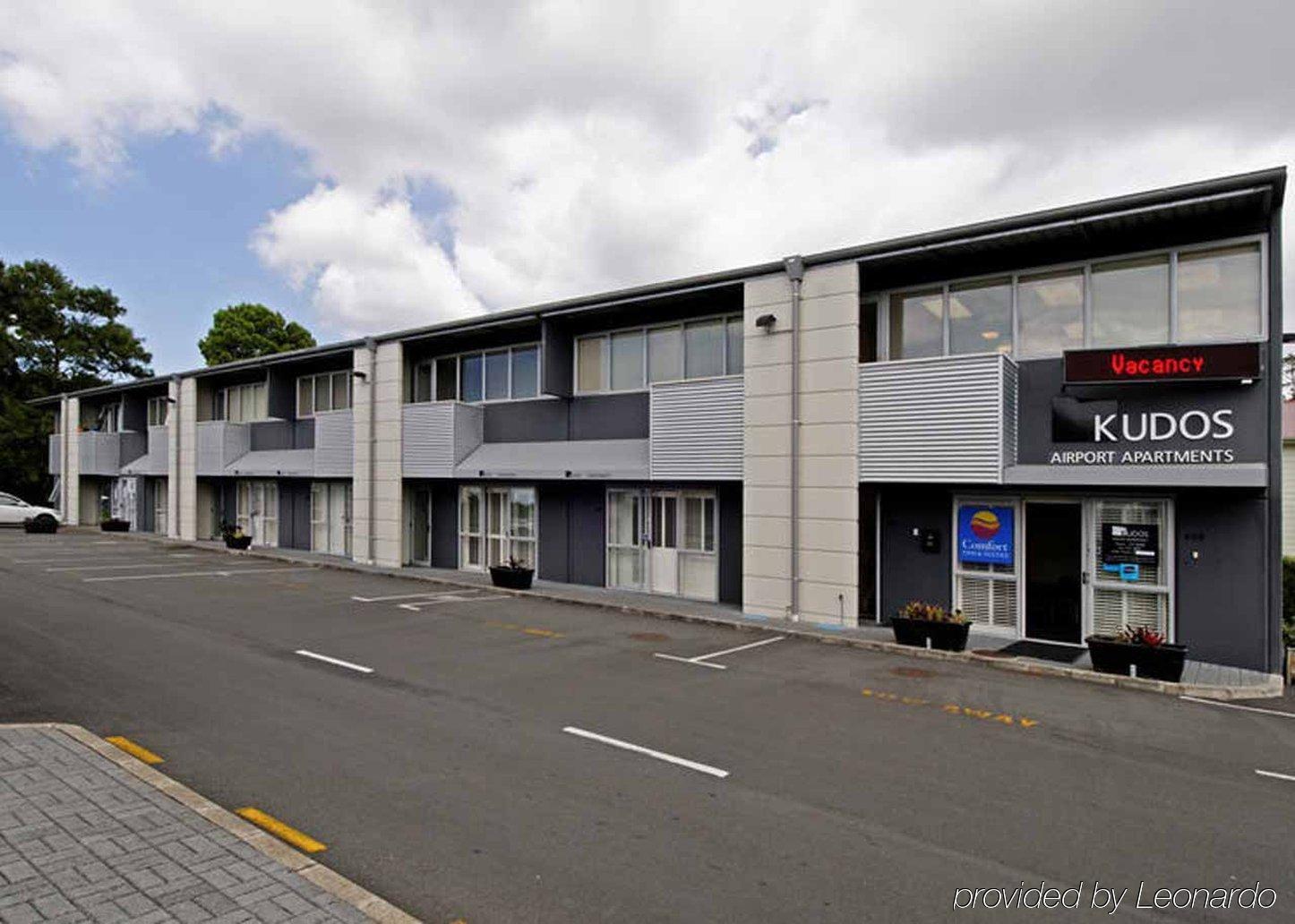 Kudos Business Suites & Airport Motel Окленд Экстерьер фото